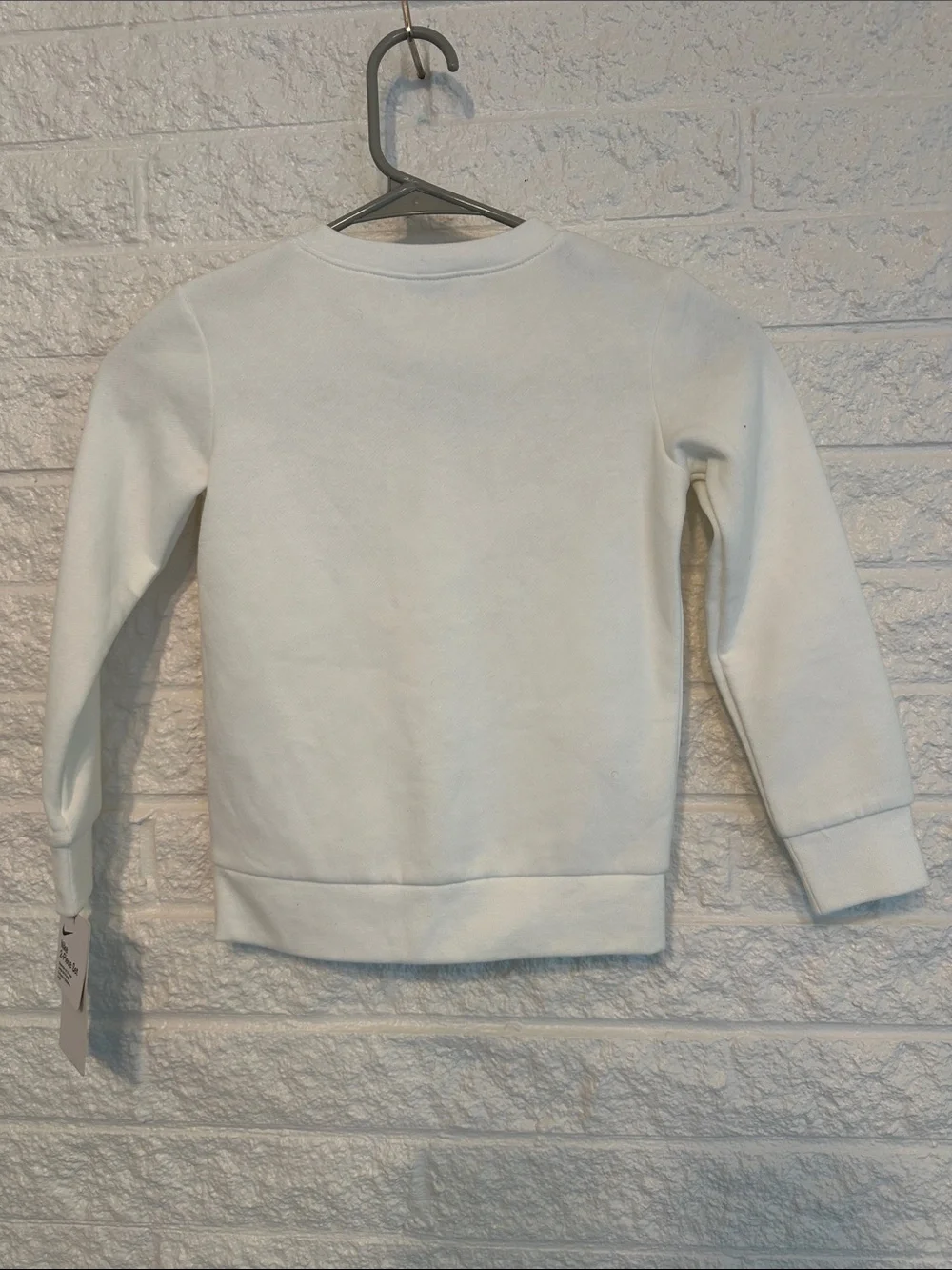 Nike White Pullover Sweatshirt with Blue Smiley 'Just Do It' Graphic